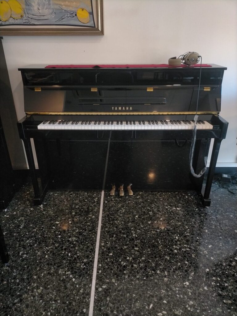 Yamaha MP70N
